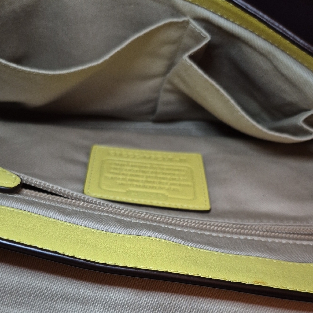 Coach Legacy Glove Tanned Leather Crossbody - Picture 9 of 12